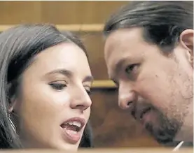  ?? AFP ?? Pareja. Iglesias con su mujer, la diputada y dirigente Irene Montero.