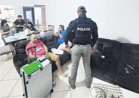  ?? ?? Víctor Sanabria Oporto fue detenido durante el operativo antidrogas realizado en Ciudad del Este en la madrugada de ayer.