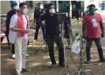  ??  ?? R. Balki shooting a public service campaign ad with Akshay Kumar in Mumbai LIGHTS, CAMERAS, MASKS