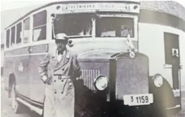  ?? ?? AUTOBUSNI PROMET Zagrepčani su se prvim busevima vozili 1927. godine, a u njima bilo je svega 18 sjedećih mjesta