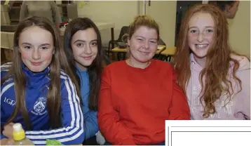  ??  ?? Emma Flynn, Amelia Maher, Anna Dempsey and Kennedy Cullen at the table quiz.