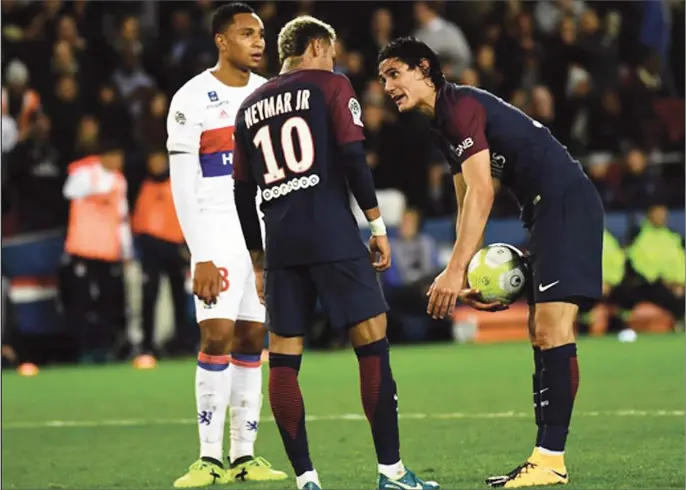  ??  ?? Neymar and Cavani