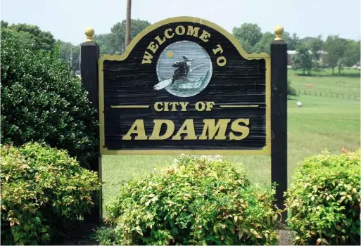  ??  ?? ABOVE: Adams, Tennessee, today makes the most of its most supernatur­al associatio­ns, presenting a picture-book, broomstick-riding witch to visitors.