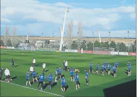  ?? FOTO: SIRVENT ?? El vestuario blanco afronta un febrero que considera clave en la lucha por la Liga