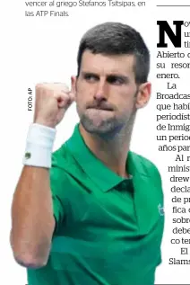  ?? ?? El serbio Novak Djokovic festeja tras vencer al griego Stefanos Tsitsipas, en las ATP Finals.