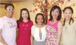  ??  ?? (From left) Jojie Dingcong, Pane Rosales, Sarah Peña, Dr. Vicki Belo and Pangging Rosales.