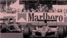  ??  ?? In alto, Ivan Capelli con la Leyton House precede la Ferrari di Alain Prost. A fianco, il podio, con il francese che solleva il braccio di Capelli ANSA
