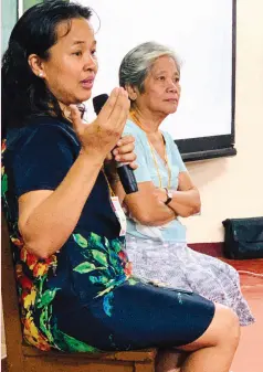  ??  ?? (LEFT) Dr. Nelda Enano-Sayson, MD. MAHESOS and Dr. Rosalinda Maglana, Anthroposo­phic Health Care Physician