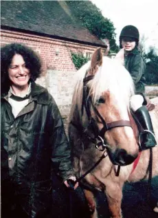  ?? ?? Lin Russell and her six-year-old daughter Megan