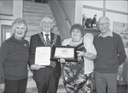  ?? ALISON JENKINS/ JOURNAL PIONEER ?? Irene Davison, left, Kensington Mayor Rowan Caseley, Meals on Wheels coordinato­r Brenda Peters and Meals on Wheels volunteer Sydney Frost accept the Town of Kensington Good Neighbour award on Jan 1 at the Mayor’s Levee. The Town of Kensington’s Good Neighbour Award went to the Kensington Meals on Wheels. “They’re a shining example of what it takes to be a good neighbour,” said Caseley.