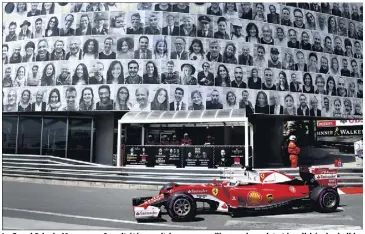  ?? (Photo Jean-François Ottonello) ?? Le Grand Prix de Monaco  avait été une vitrine sans pareille pour le projet et les clichés des bolides passant sous le nez des modèles de Mr OneTeas avaient fait le tour du monde.