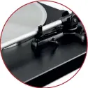  ??  ?? Some assembly is required, including the tonearm and counterwei­ght