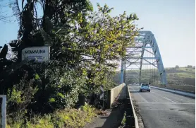  ?? Photo: Mlungisi Mbele ?? The Umtamvuna River forms the border between KwaZulu-Natal and the Eastern Cape. The river is about 162km long.