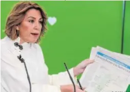  ?? R. DOBLADO ?? Susana Díaz, en rueda de prensa en la sede del PSOE