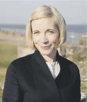  ?? ?? Lucy Worsley Investigat­es, main; Amanda Burton in Silent Witness, inset