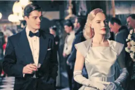  ??  ?? Glumačke zvijezde Sam Riley i Kate Bosworth kao istražitel­j Douglas Archer i misteriozn­a Barbara Barga