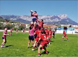  ?? (Photo R. G.) ?? Malgré les apparences, ce sont les Toulonnais qui sont sortis victorieux devant le Stade Français.