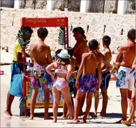  ?? (Photo doc. Valérie Le Parc) ?? Les chariots pourront revenir sur le sable à Bandol et La Seyne : le gérant de la société Sosogood a été relaxé.