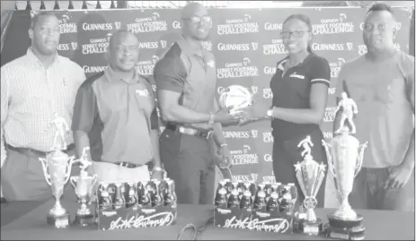  ??  ?? Guinness Brand Manager Lee Baptiste (centre) and Colours Boutique representa­tive Creanna Damon at the launch of the 2017 Guinness National Championsh­ip. Outdoor Events Manager Mortimer Stewart (left), Communicat­ions Officer Troy Peters (2nd from left)...