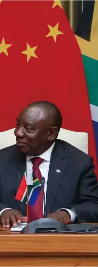  ??  ?? Chinese President Xi Jinping and his South African counterpar­t Cyril Ramaphosa hold talks in Pretoria,
South Africa, on July 24