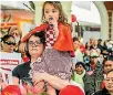  ??  ?? Labour supporters turned out in Mangere, Auckland, on Saturday, to hear Jacinda Ardern announce greater access to healthcare.