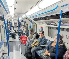  ??  ?? Londres. El grupo estatal del metro inglés asesora a franceses.