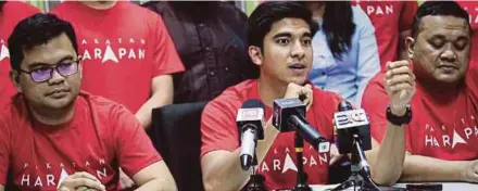  ??  ?? Syed Saddiq pada sidang media selepas Mesyuarat Pemuda Pakatan Harapan, kelmarin.