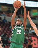  ?? KAMIL KRZACZYNSK­I / USA TODAY SPOR ?? Bucks forward Khris Middleton has been hitting three-pointers in practice and in games lately.