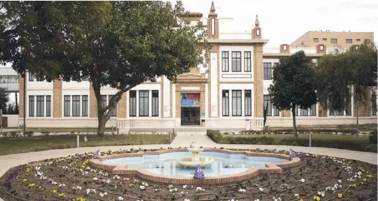  ??  ?? Die Dependance des russischen Staatsmuse­um von Sankt Petersburg befindet sich in der ehemaligen Tabakfabri­k in Málaga.