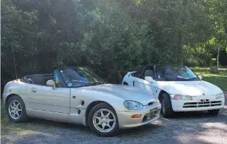  ?? CLAYTON SEAMS ?? The 1993 Suzuki Cappuccino, left, and 1991 Honda Beat were Japanese “kei” cars, suited to inner-city traffic in Japan. These fun-to-drive roadsters were never intended to be exported to North America.