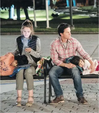  ?? PARAMOUNT PICTURES ?? Characters played by Gustavo Quiroz, left, Rose Byrne, Mark Wahlberg and Julianna Gamiz navigate the shoals of foster parenting in the new comedy-drama Instant Family.