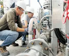  ?? POSTMEDIA NEWS ?? Carbon Engineerin­g showed off its carbon capture demonstrat­ion project in Calgary in 2011.