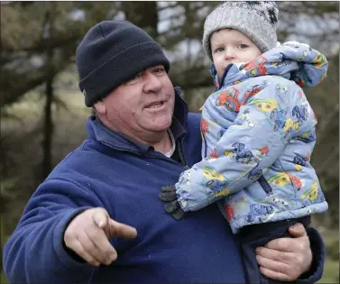  ??  ?? John Connolly and his grandson Conor.