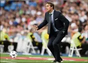  ?? (AFP) ?? Premier trophée pour Julen Lopetegui, le successeur de Zinedine Zidane ?