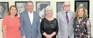  ?? FUENTE EXTERNA ?? Santa de Peralta, Porfirio Peralta, Margarita Mendoza, Luis Sánchez-Noble y Mildred de Sánchez.