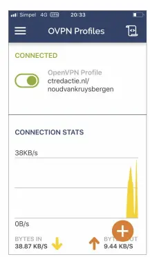  ??  ?? Met de OpenVPN-app kun je het configurat­iebestand laden en de VPN-verbinding starten.