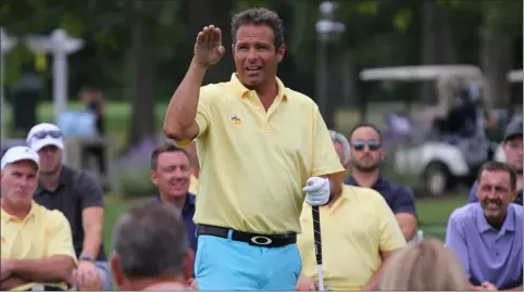  ?? RANDY MEYERS — FOR THE MORNING JOURNAL ?? Long-Drive Champion Michael Zeigler answers questions from the crowd during the 29th annual Jack Nicklaus Scholarshi­p Golf Benefit on Aug. 12.