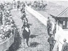  ??  ?? Maninga returning to scale after winning the last Geelong Cup held at the Marshallto­wn course in January 1906.