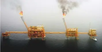  ?? Reuters ?? The Soroush oil fields in the Arabian Gulf. US sanctions will target Iran’s crude oil exports from November 4.