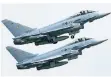  ?? FOTO: DPA ?? Eurofighte­r bei einer Übung.