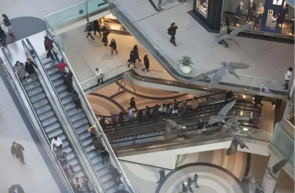  ?? NICK KOZAK FOR THE TORONTO STAR ?? Cadillac Fairview owns Toronto Eaton Centre, one of Canada’s top-tier malls. Productivi­ty, measured in sales per square foot, was $1,488 at the Eaton Centre for the 12 months ending Aug. 31.