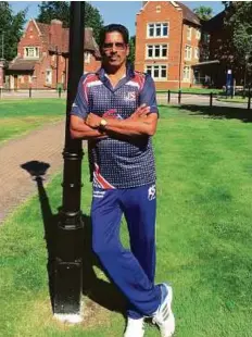  ?? K.R. Nayar/Gulf News ?? Former India pacer turned coach T A Sekar has been offering his expertise at the G Force Academy camp in London.