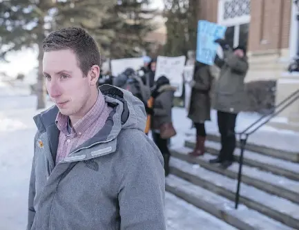  ?? LIAM RICHARDS / THE CANADIAN PRESS ?? Sheldon Stanley leaves Court of Queen’s Bench Monday in Battleford, Sask., where his father Gerald, charged with the second-degree murder of Colten Boushie, testified for the first time in the case.