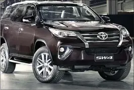  ??  ?? SW4: Más lujosa que la Hilux, su precio está "pisado" por el impuesto.