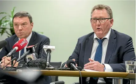  ??  ?? FMA chief Rob Everett, left, and Reserve Bank governor Adrian Orr found little evidence of bad banking behaviour.