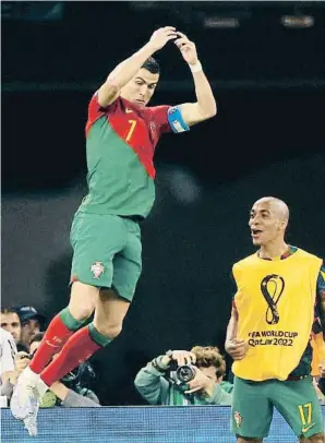  ?? LANNAH MC AY / Reuters ?? Otro gol de Cristiano Ronaldo en un Mundial