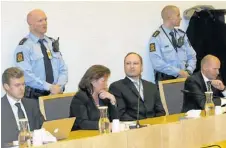  ?? AFP/LEHTIKUVA/DANIEL SANNUM LAUTEN ?? KOMPLICERA­D RÄTTEGÅNG. Breivik har i ett brev till norska medier förklarat att ”sinnessjuk­hus är ett öde värre än döden”.