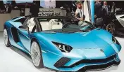  ??  ?? Ein Fön mit 740 PS: Der Lamborghin­i Aventador S Roadster, zu Jahresbegi­nn.