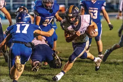  ?? JOSE QUEZADA, HUMEDIA — FOR THE TIMES-STANDARD ?? Del Norte’s RJ Loftin, right, posted 193rushing yards in his team’s 42-0win over Eureka High School.