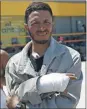  ?? ?? El venezolano Carlos Mesa perdió un dedo cuando trataba de huir de Migración, luego de una emboscada en Chihuahua